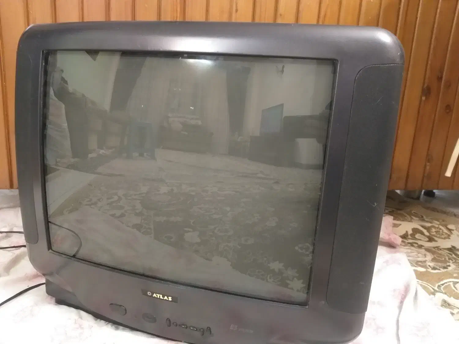 تلوزیون|تلویزیون و پروژکتور|رشت, رودباری|دیوار