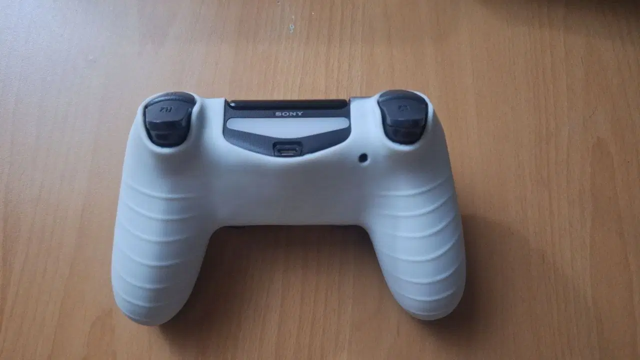 دسته ps4|کنسول، بازی ویدئویی و آنلاین|تهران, آبشار تهران (دریاچه)|دیوار