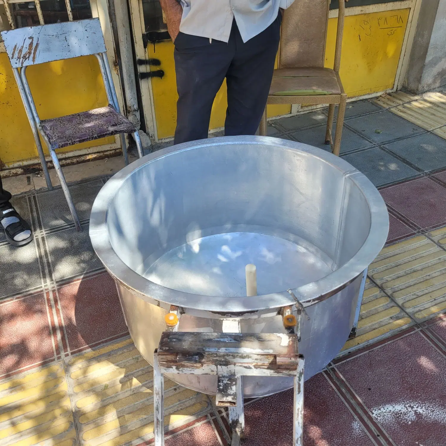 دیگ|ظروف پخت‌وپز|صحنه, |دیوار