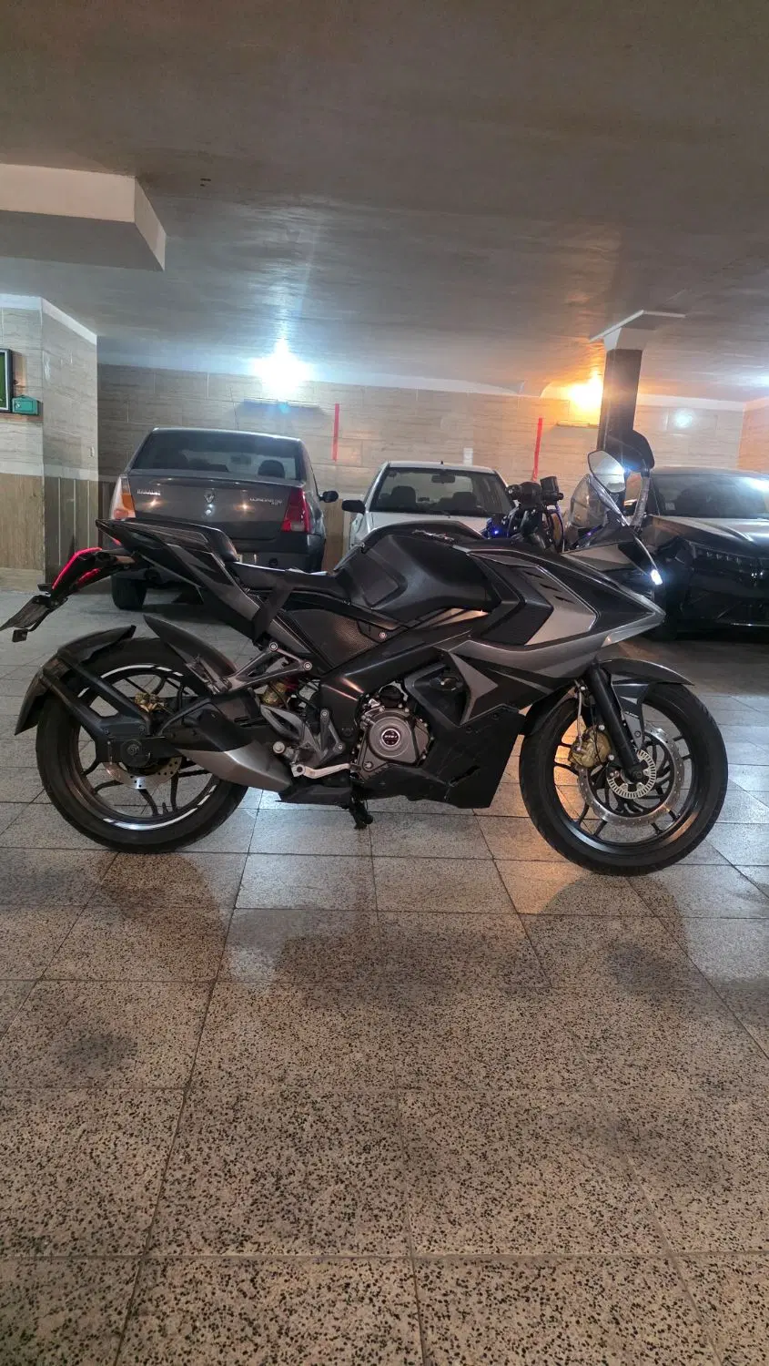 RS 200 مدل 1400|موتورسیکلت|تهران, ظهیرآباد|دیوار