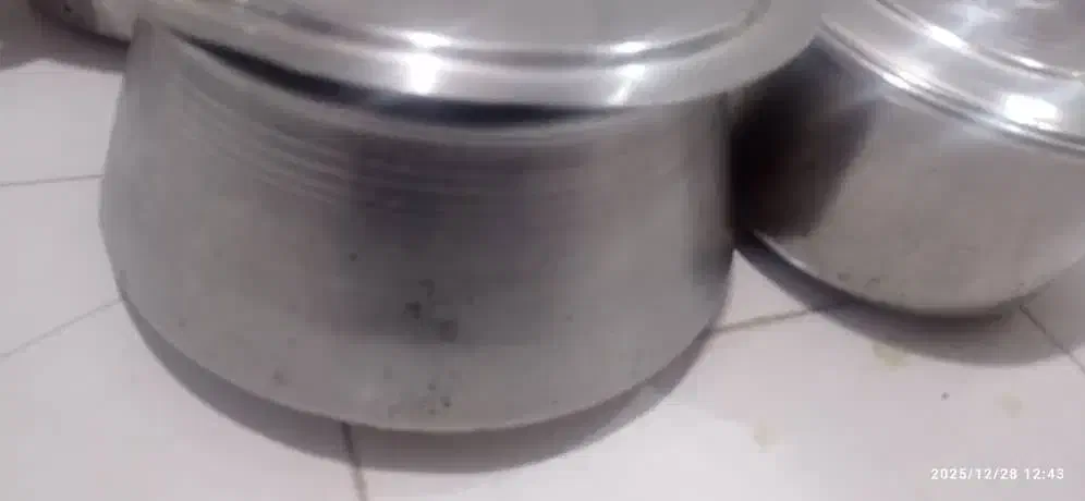 هفت عدد قابلمه ماهیتابه|ظروف پخت‌وپز|کازرون, |دیوار