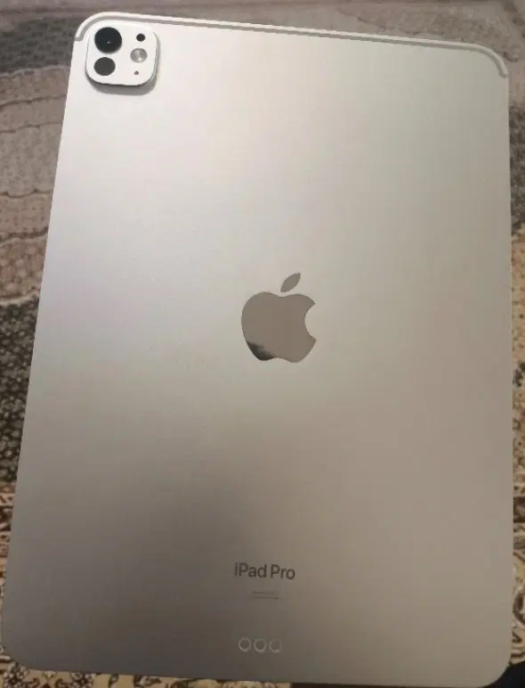 iPad 2024 pro|تبلت|تهران, کوهک|دیوار