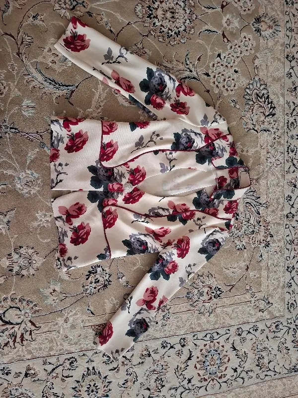 کت تک|لباس|اصفهان, جاوان|دیوار