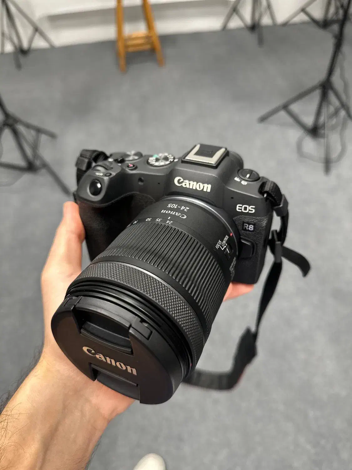 دوربین Canon R8|دوربین عکاسی و فیلم‌برداری|کیش, |دیوار