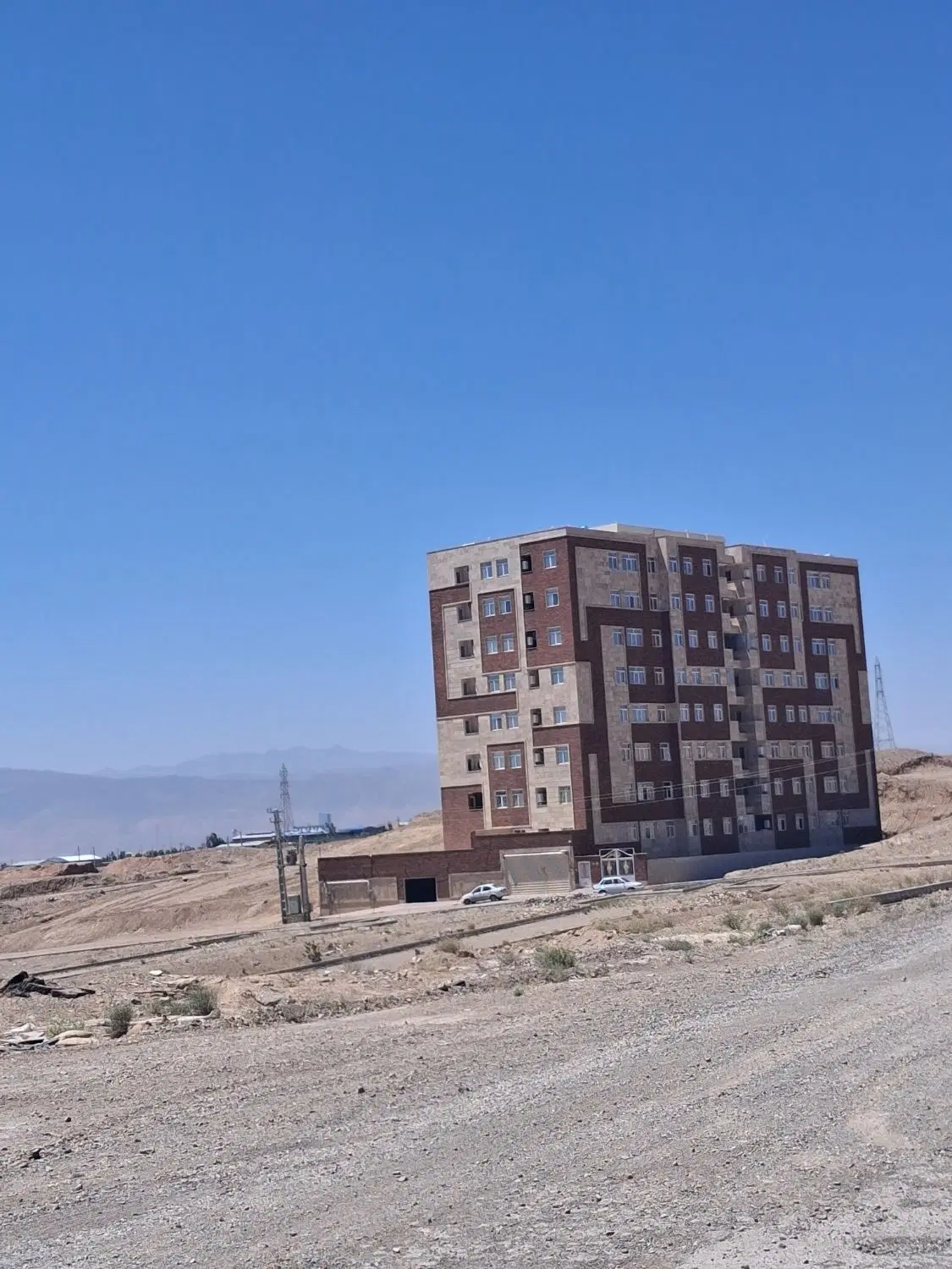 فروش آپارتمان ۹۸ متر / نوساز / بام ساوه ( فراز)|فروش آپارتمان|ساوه, |دیوار
