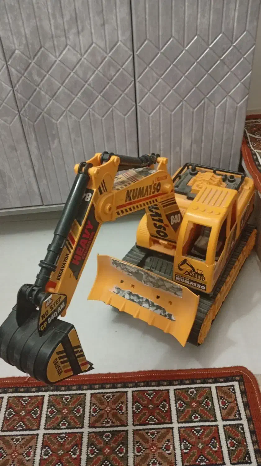 جرثقیل|اسباب‌‌بازی|خمین, |دیوار