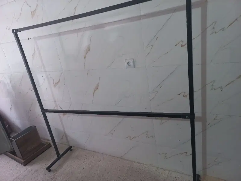 رگال|بندرخت و رخت‌آویز|کرمانشاه, |دیوار