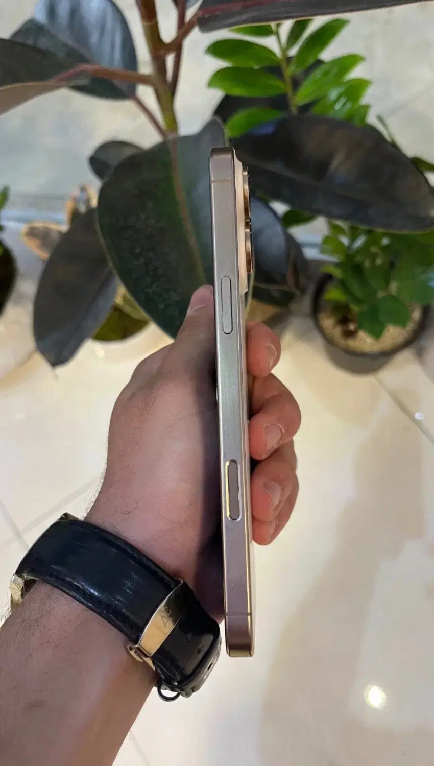 Iphone 16 pro max|موبایل|نجف‌آباد, کشاورز|دیوار