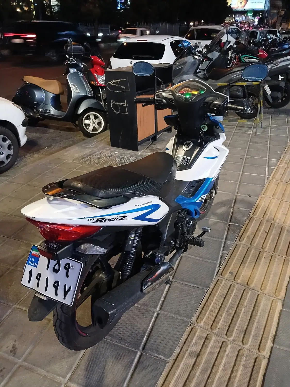 Tvs rockz125 1401|موتورسیکلت|تهران, شهرک غرب|دیوار