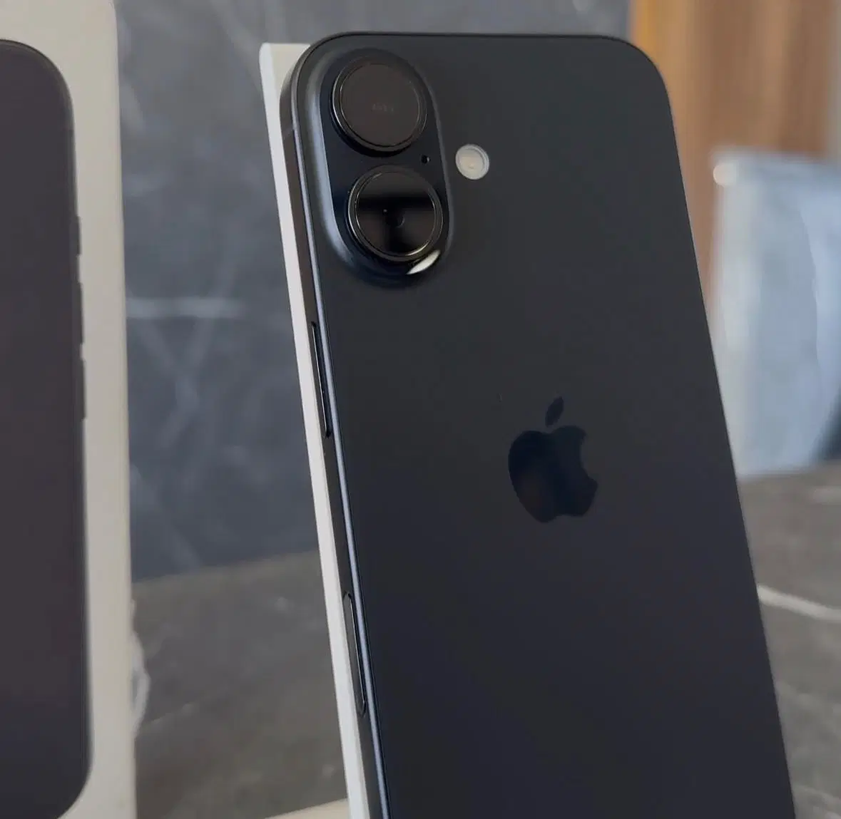 iphone 16|موبایل|دزفول, |دیوار