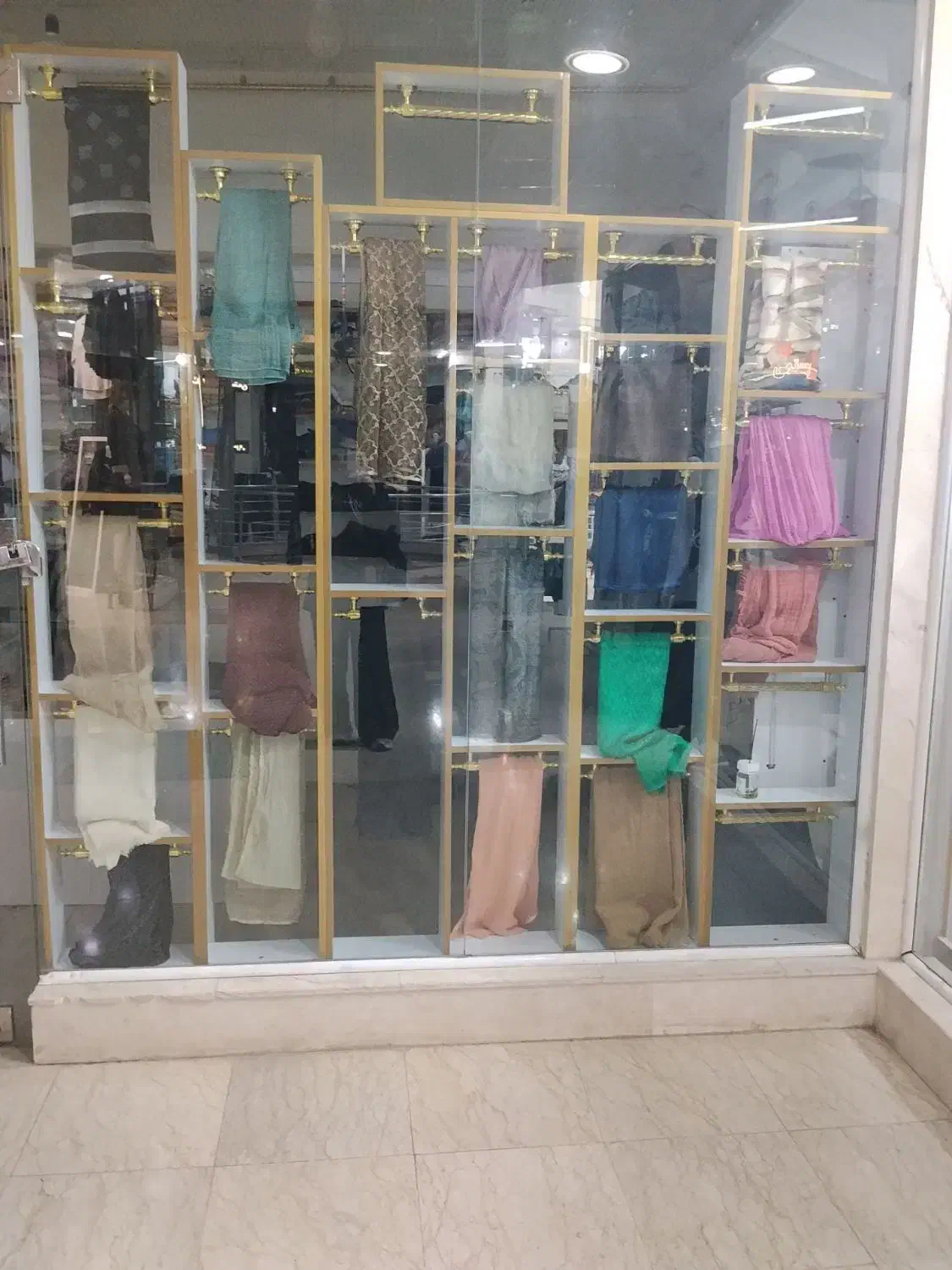 لباس|فروشگاه و مغازه|کوهدشت, |دیوار