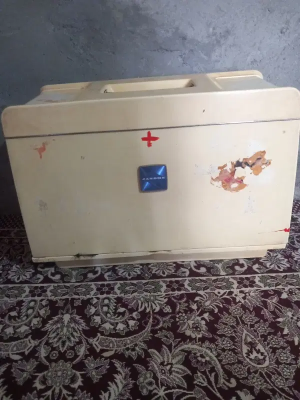 مدل 802|چرخ خیاطی و ریسندگی|ریگان, |دیوار