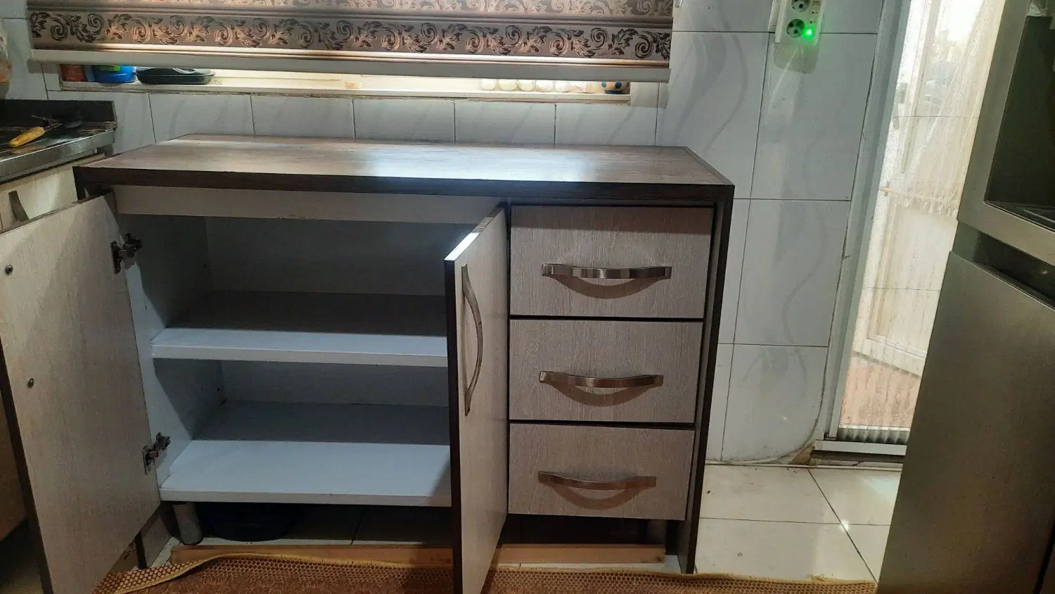 کابینت|آب‌چکان و نظم‌دهنده ظروف|شهر ری, جوانمرد قصاب|دیوار