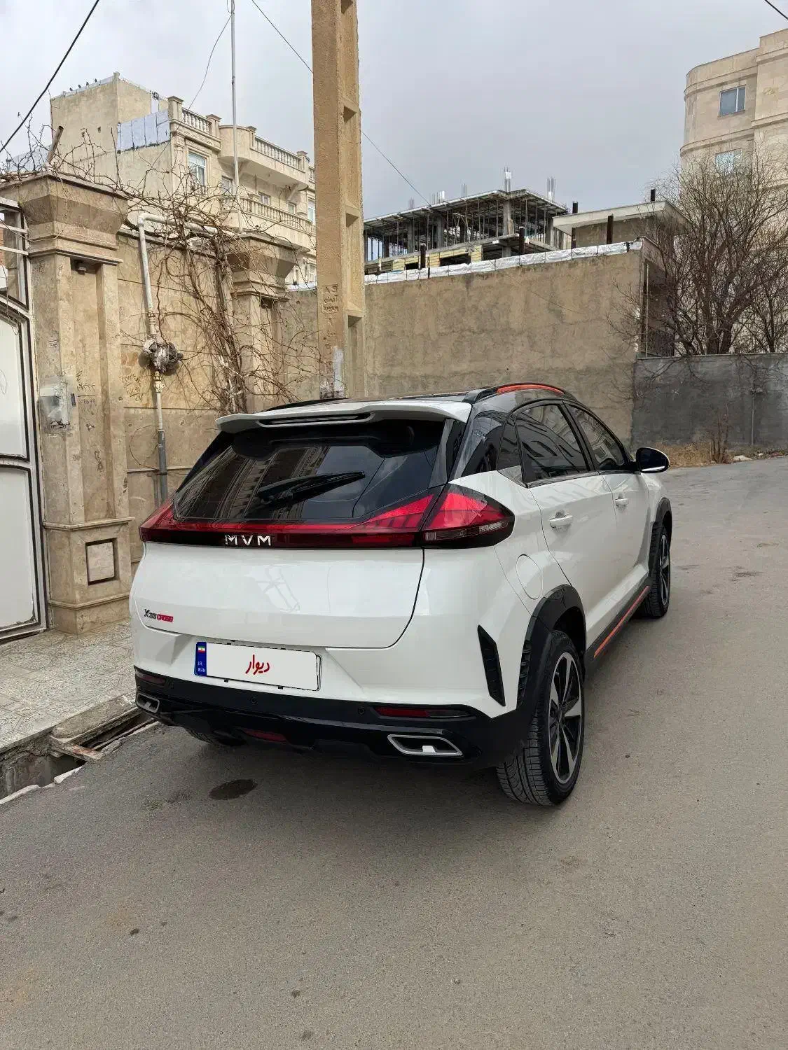 Mwm|خودرو سواری و وانت|بروجرد, |دیوار