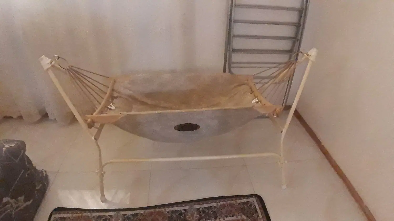 گهوار|تخت و سرویس خواب|سنگر, |دیوار