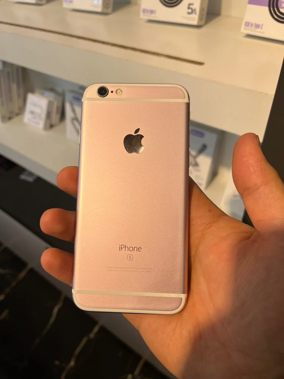 ipone 6s|موبایل|اصفهان, جلفا|دیوار