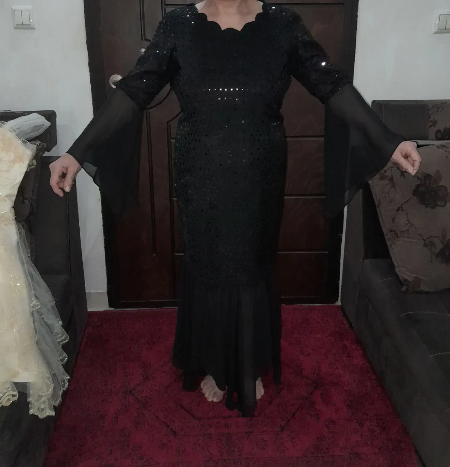 لباس مجلسی|لباس|رشت, آب و برق|دیوار