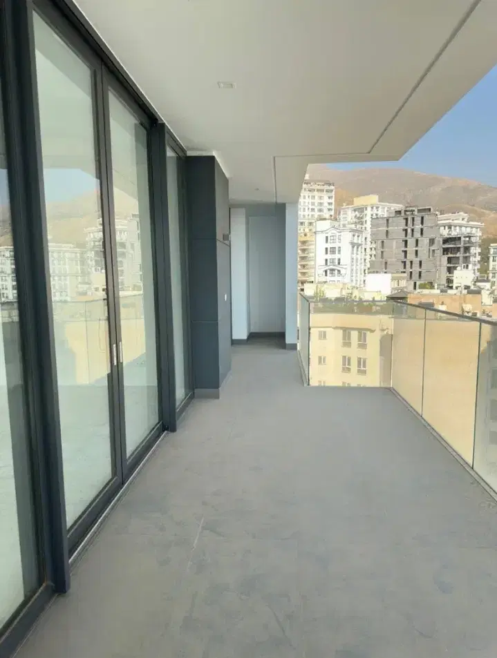 205مترِ اصیل / 2P / نور از دو جهت / پلانِ چشم‌نواز - View 4