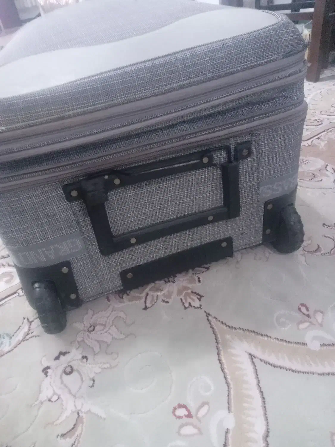 چمدان|کیف، کفش، کمربند|مشهد, خواجه ربیع|دیوار