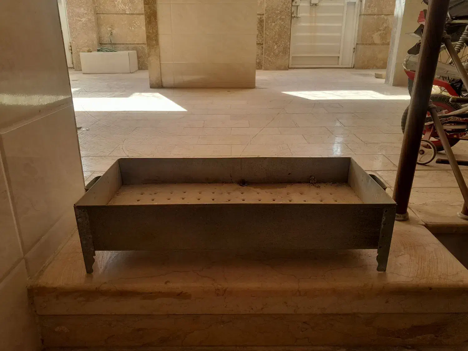 سلام|ظروف پخت‌وپز|یزد, |دیوار