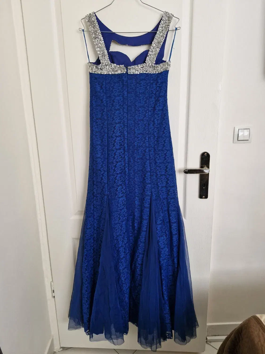 پیرهن مجلسی|لباس|تهران, آهنگران (سراسیاب دولاب)|دیوار