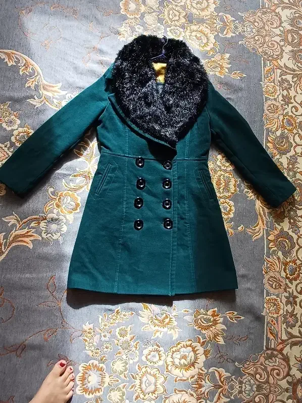 پالتو|لباس|اصفهان, الهیه|دیوار