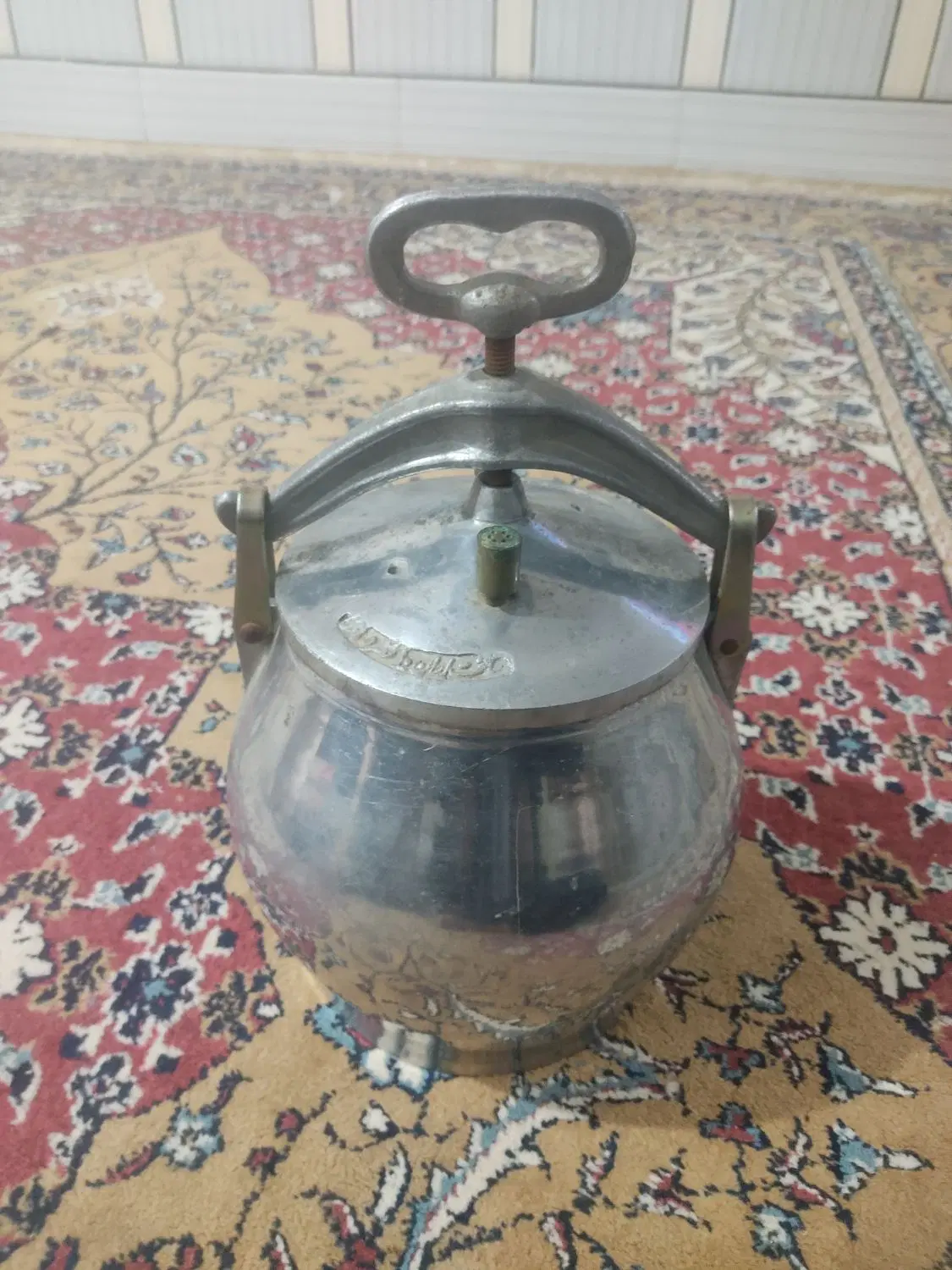 زود پز|ظروف پختوپز|دزفول, |دیوار