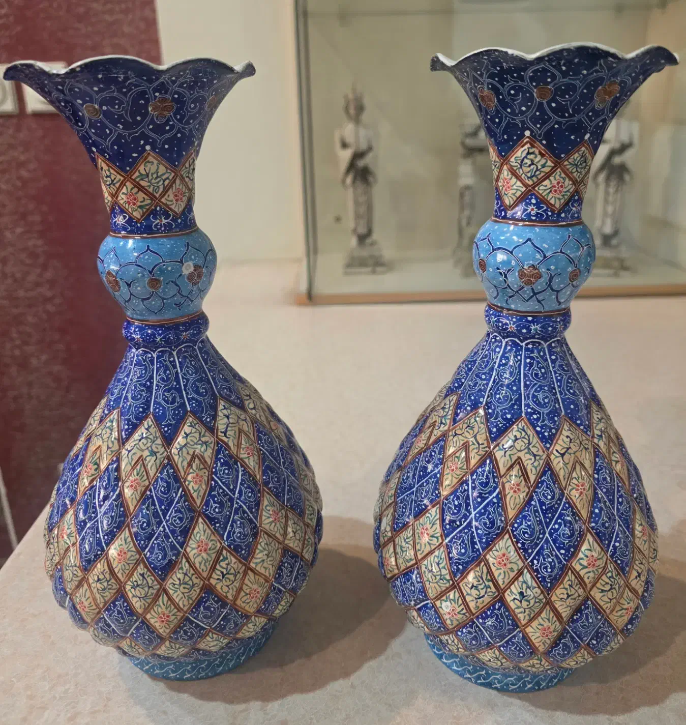 گلدان|صنایع دستی و سایر لوازم تزئینی|اصفهان, باغ زرشک|دیوار