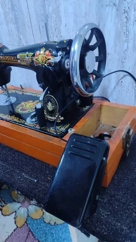 چرخ|چرخ خیاطی و ریسندگی|اهواز, امانیه|دیوار