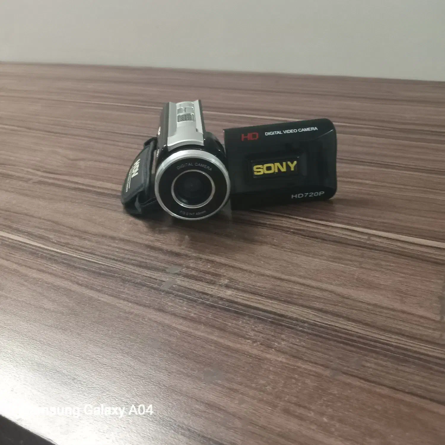 دوربین هندی کم فیلمبرداری و عکاسی|دوربین عکاسی و فیلم‌برداری|اصفهان, سنبلستان|دیوار