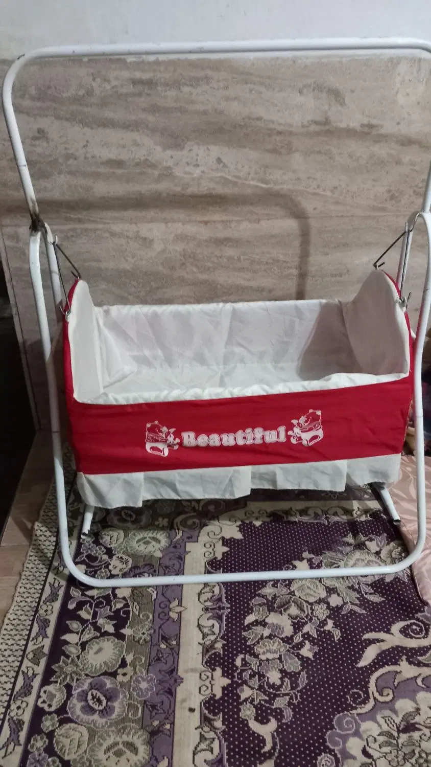 گهواره|تخت و صندلی بچه|شیروان (خراسان), |دیوار
