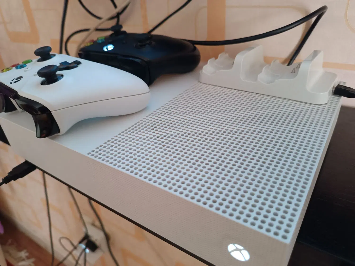 Xbox one s|کنسول، بازی ویدئویی و آنلاین|کرج, فاز ۴ مهرشهر|دیوار