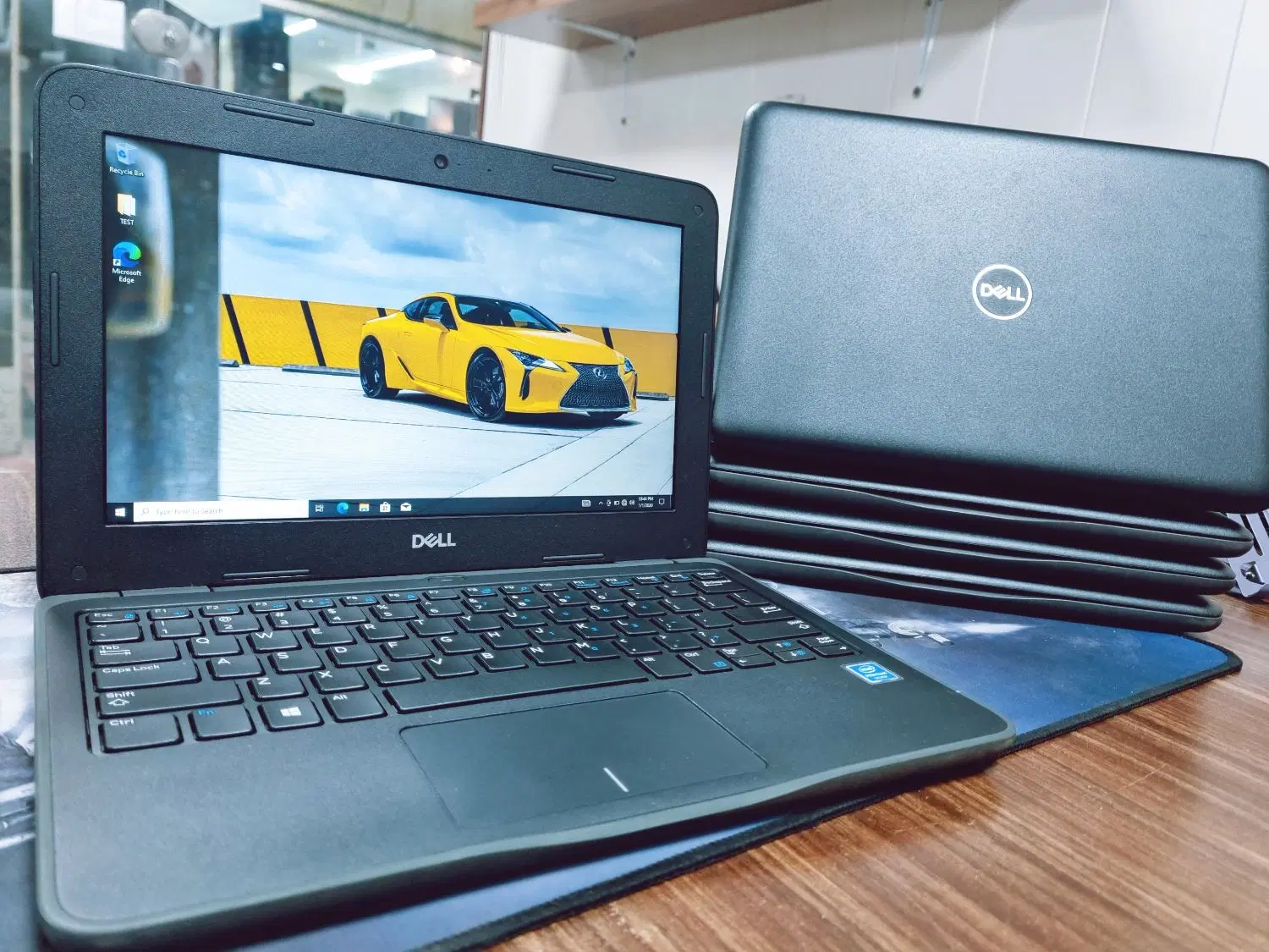 DELL latitude 3190|رایانه همراه|تهران, میدان ولیعصر|دیوار