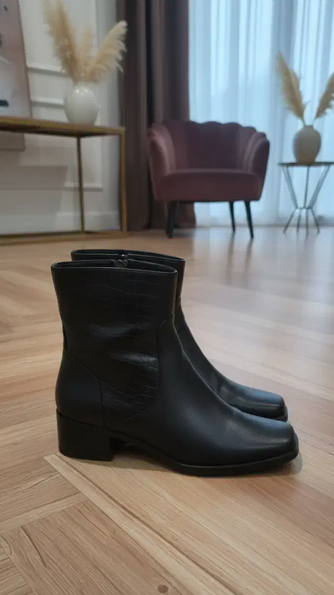 کفش|کیف، کفش، کمربند|کرج, عظیمیه|دیوار