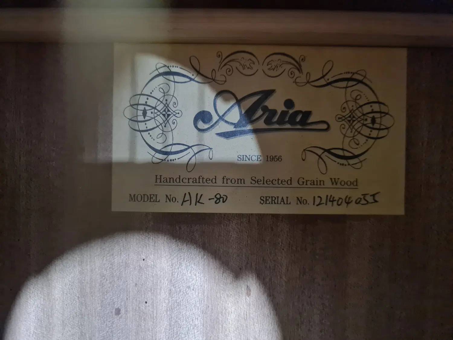 گیتار Aria AK80|گیتار، بیس، امپلیفایر|شیراز, آبیاری|دیوار