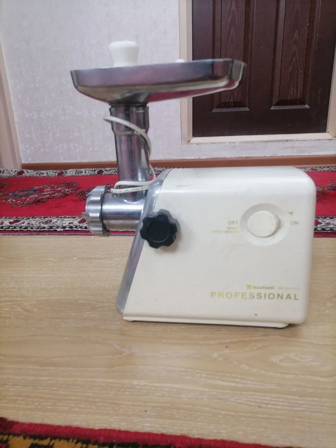 چرخ گوشت|خردکن، آسیاب، غذاساز|تبریز, |دیوار