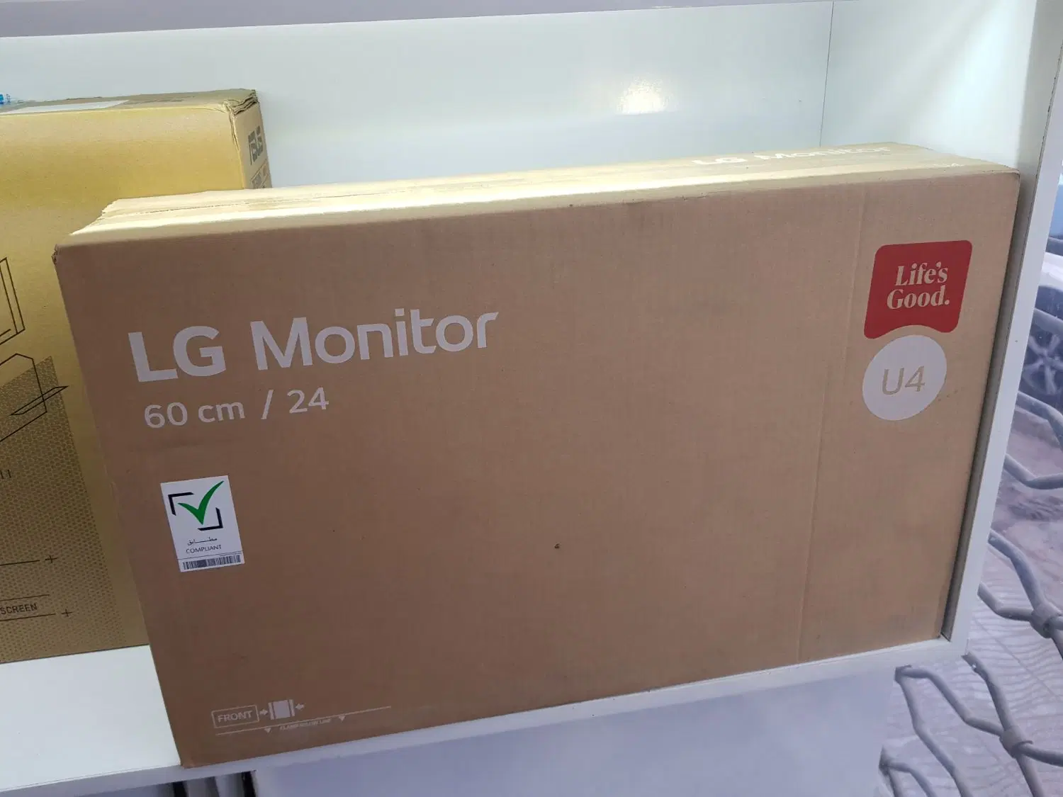LG 24U|قطعات و لوازم جانبی رایانه|میبد, |دیوار