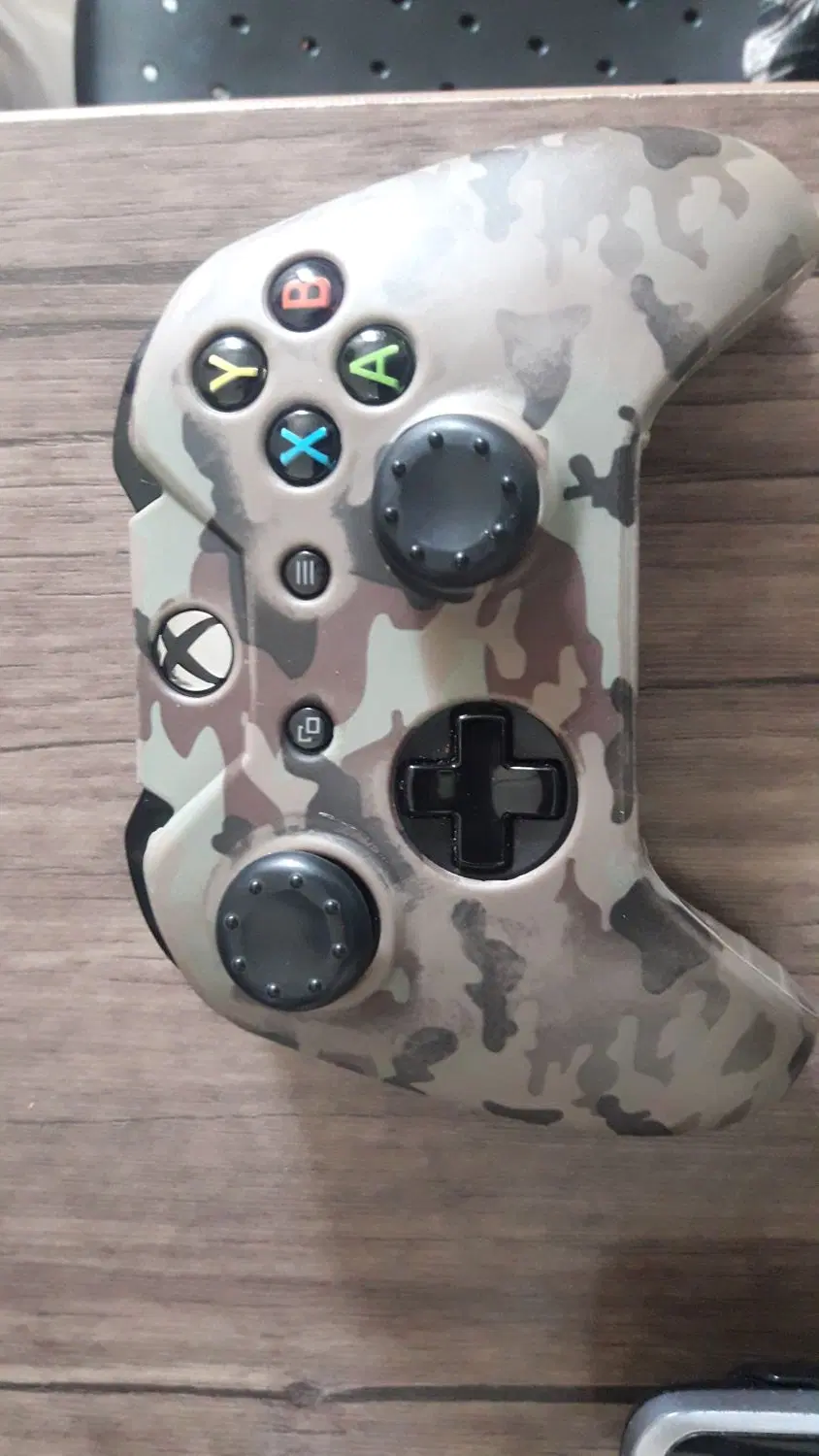 xbox one 1T|کنسول، بازی ویدئویی و آنلاین|تهران, هروی|دیوار
