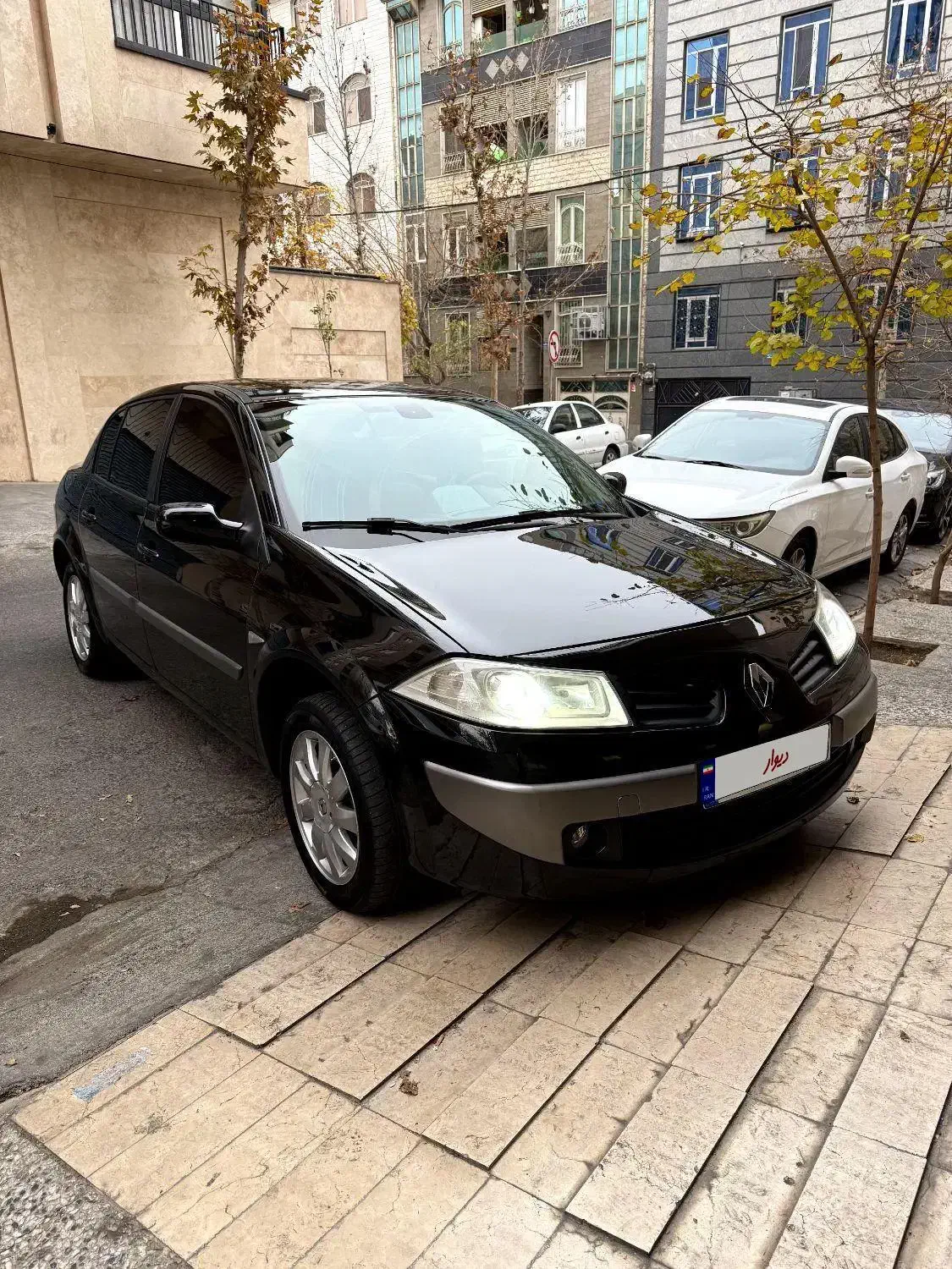 مگان مدل۹۰ بیرنگ|خودرو سواری و وانت|تهران, تهرانپارس غربی|دیوار