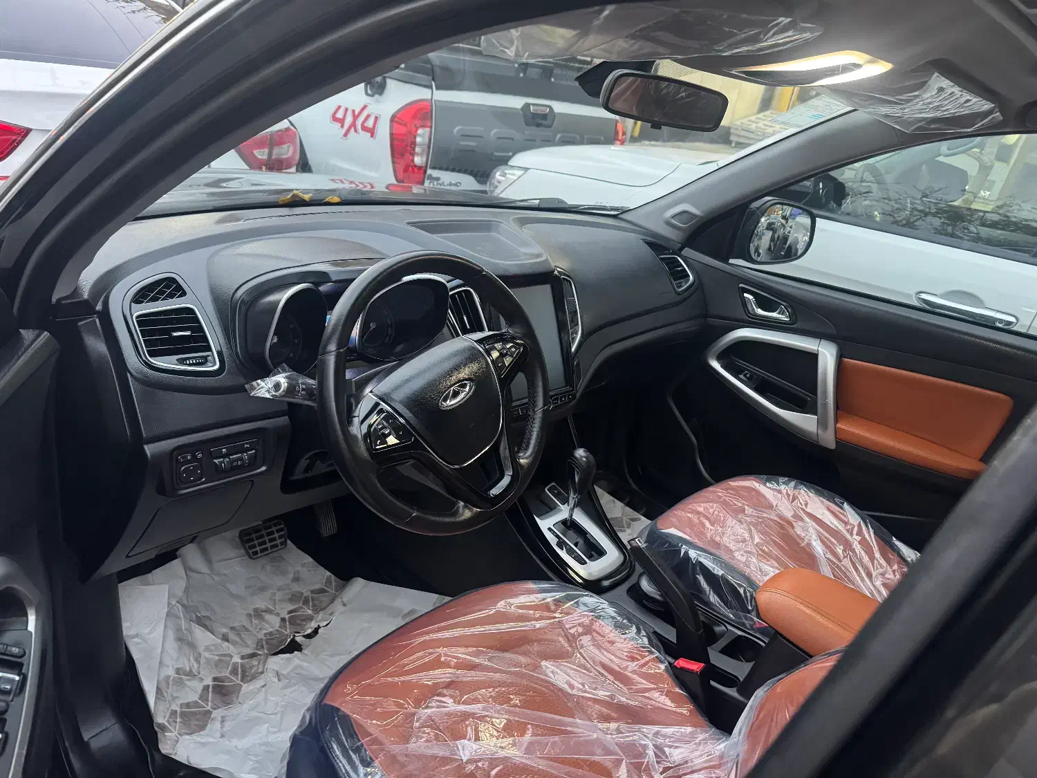 تیگو۵مدل۹۹|خودرو سواری و وانت|اصفهان, شهید رجایی|دیوار