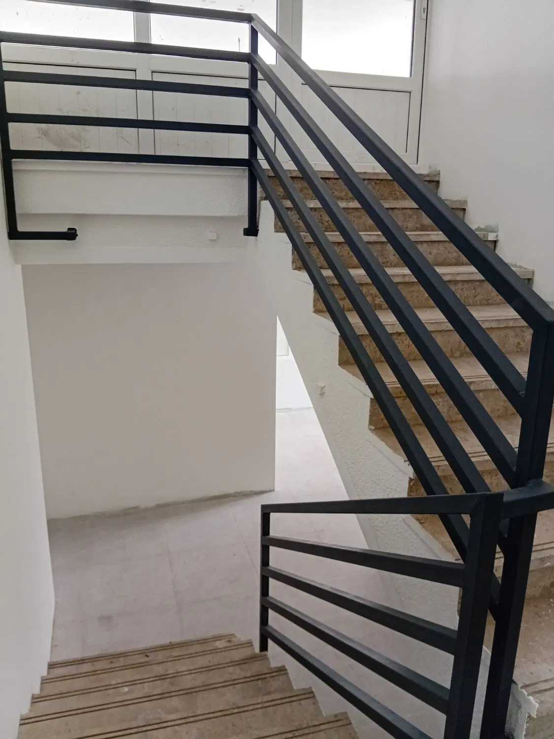 جوشکار|استخدام معماری، عمران و ساختمانی|رشت, لاکان|دیوار