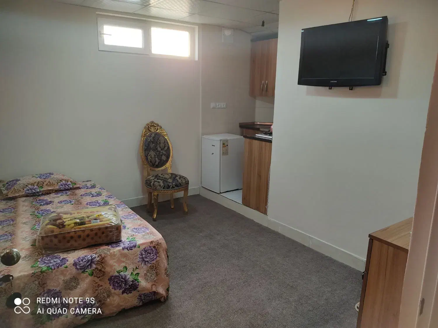 سویت مبله|اجارهٔ کوتاه‌مدت آپارتمان و سوئیت|شیراز, لب آب|دیوار