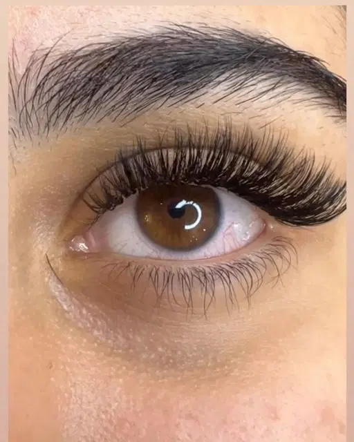 اکستنشن مژه کازرون خ باهنر 
