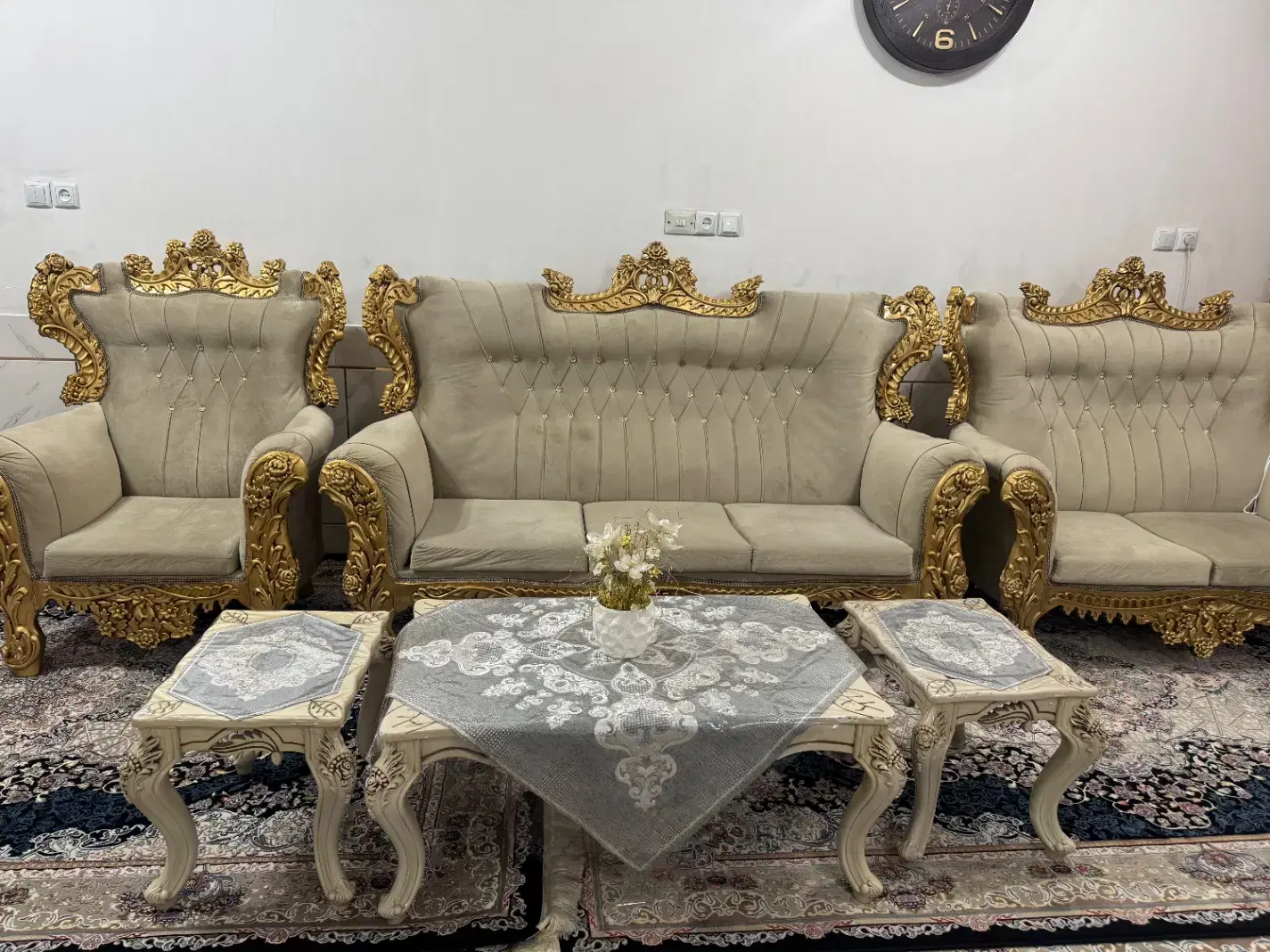 مبل|مبلمان خانگی و میز عسلی|زیباشهر, |دیوار