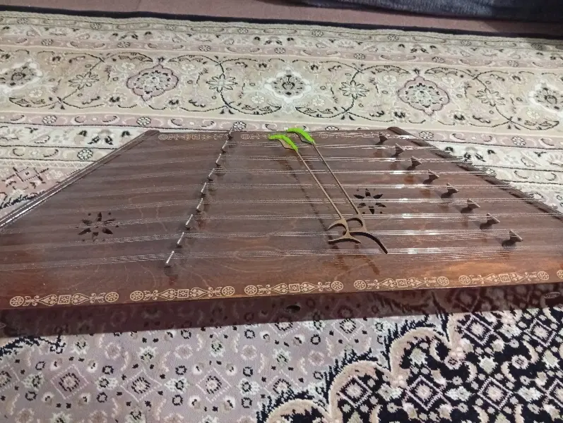 سنتور|سازهای سنتی|قصابه, |دیوار
