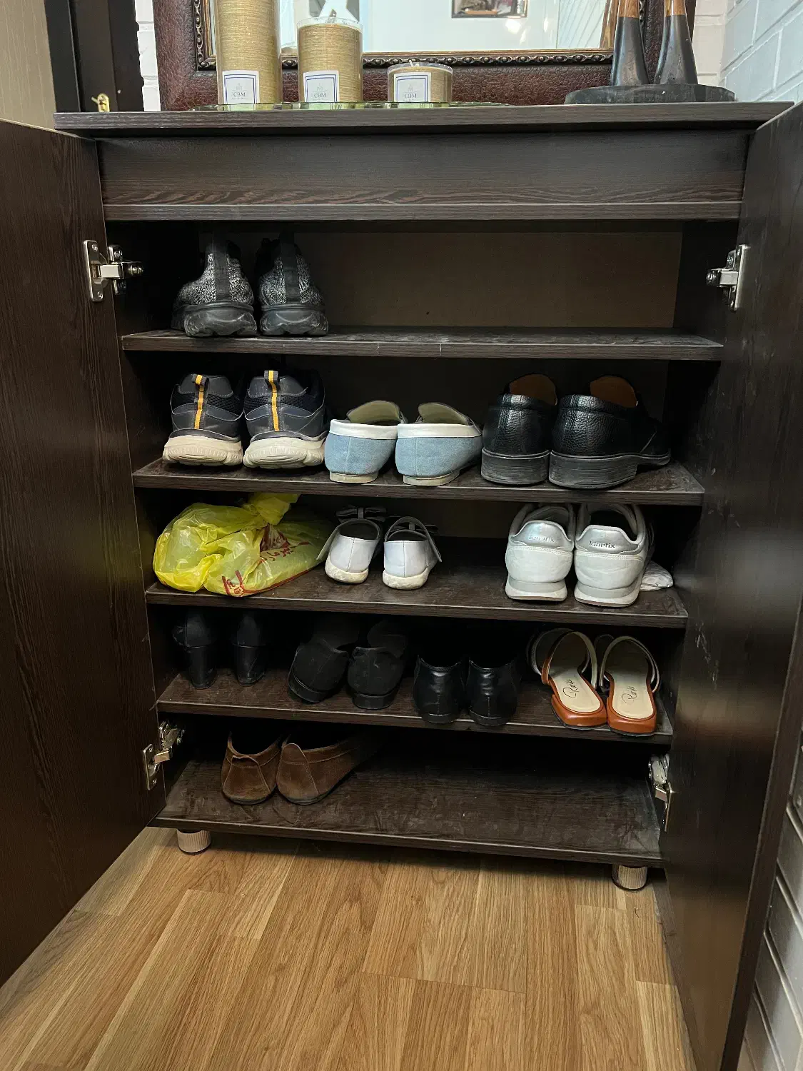 جاکفشی|جاکفشی، کمد، دراور|شیراز, مبعث|دیوار