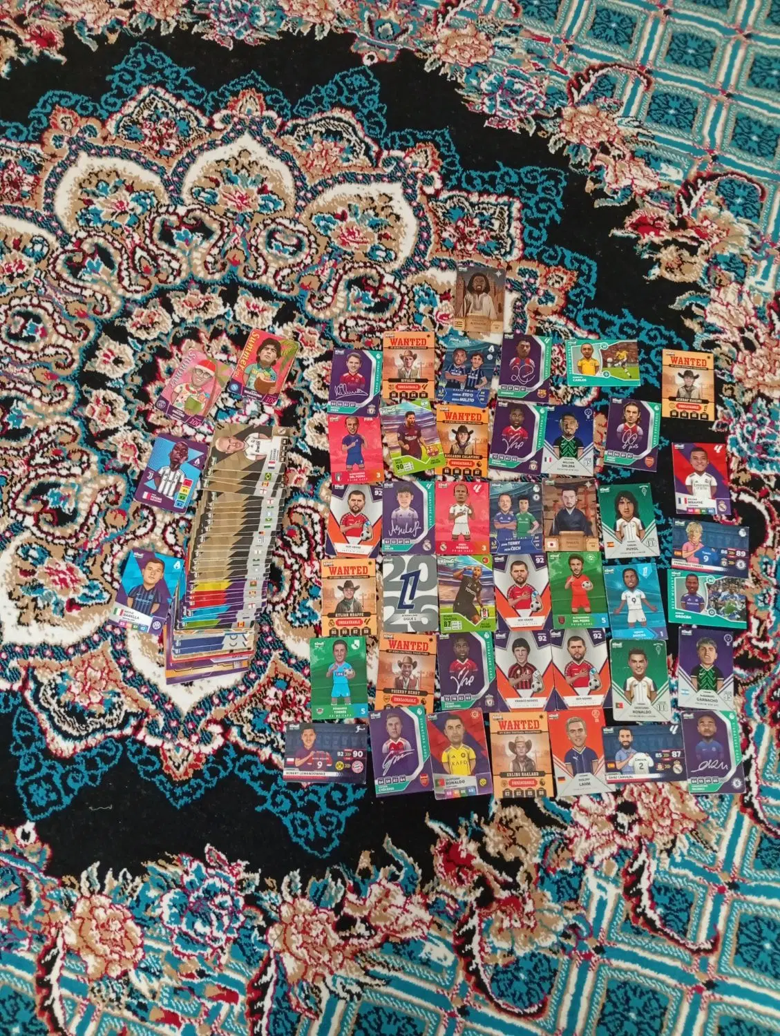 کیمدی|اسباب‌‌بازی|پاتاوه, |دیوار