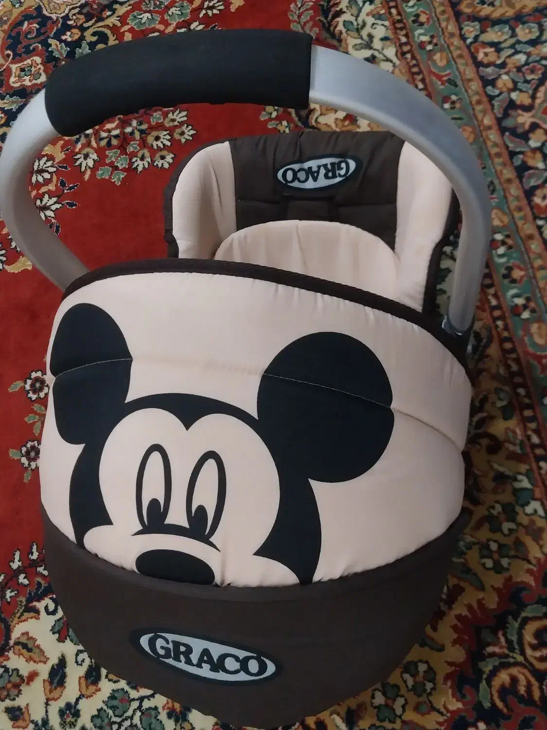 کریر|کالسکه و لوازم جانبی|چغادک, |دیوار