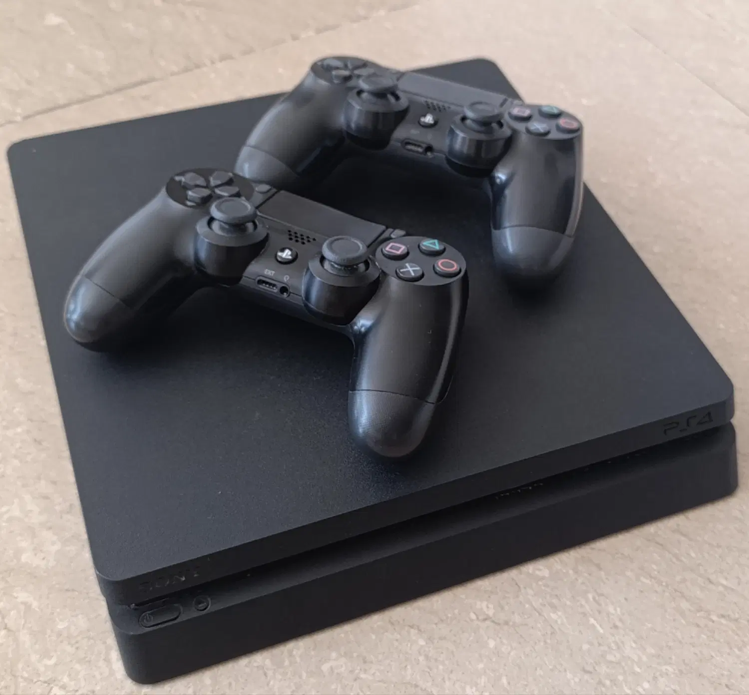 PS4 slim|کنسول، بازی ویدئویی و آنلاین|یزد, |دیوار