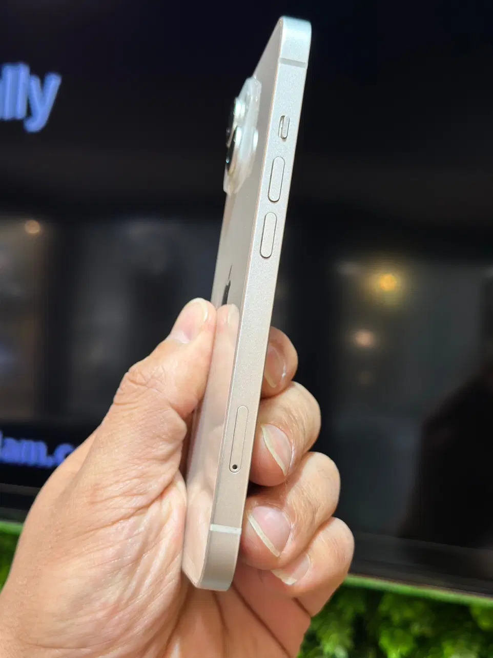 iphone 14|موبایل|اراک, |دیوار